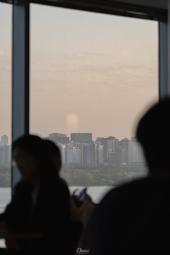 韓國首爾|TYPE HANGANG 타이프 한강점-漢江第一排高樓咖啡館,咖啡甜點也在水準上 - 第19張圖