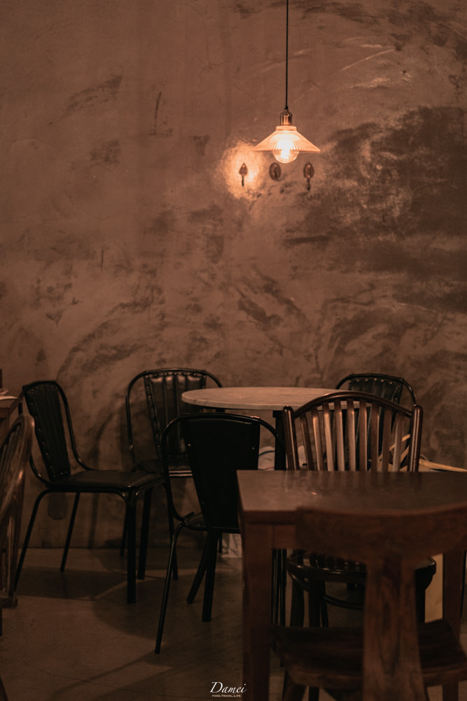 韓國首爾|Cafe Armoire 衣櫥咖啡-SJ藝聲開得咖啡館,復古感十足、超好拍照 - 第12張圖