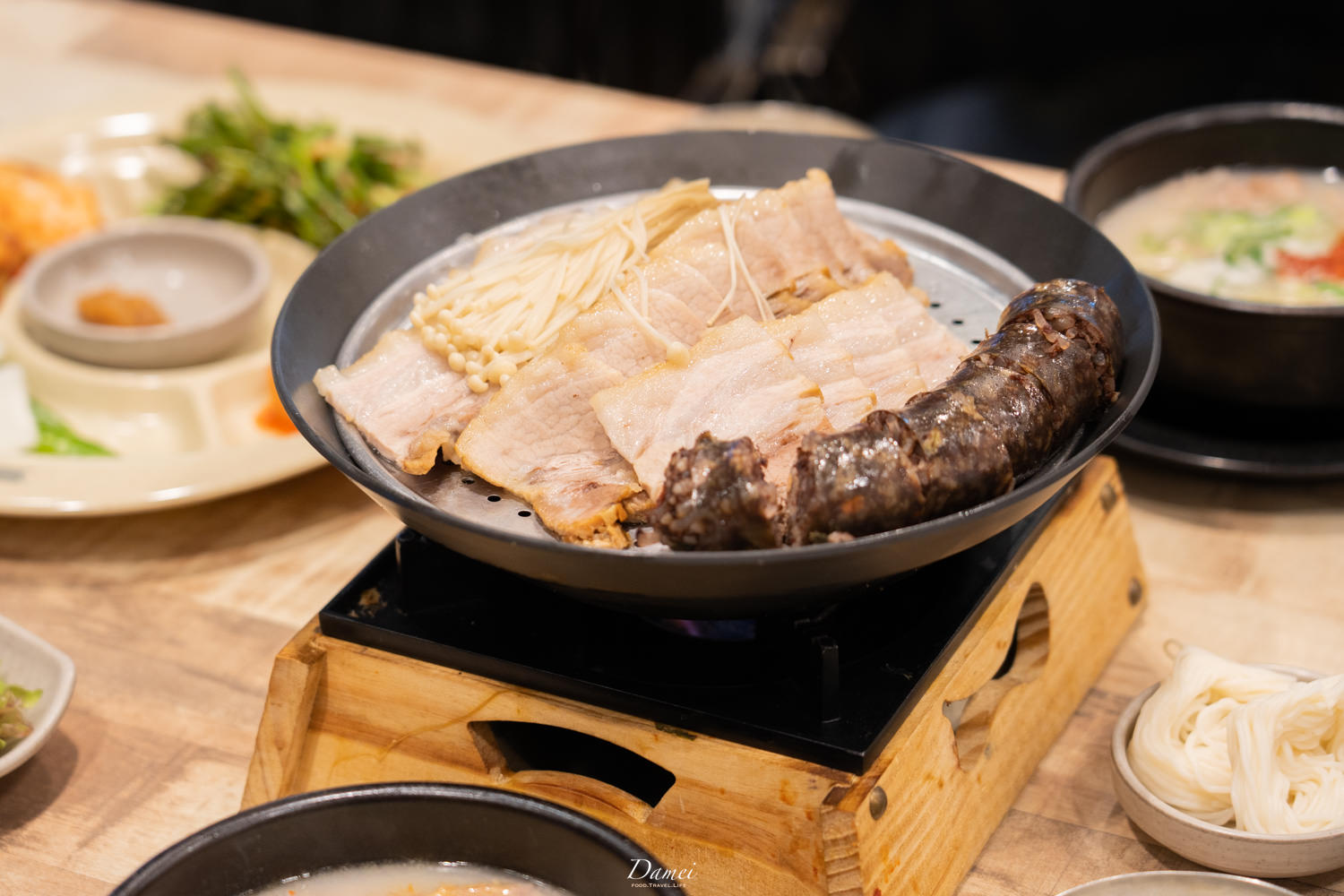 密陽血腸豬肉湯飯 밀양 순대 돼지국밥 11