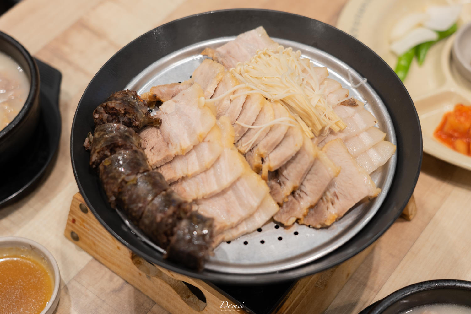密陽血腸豬肉湯飯 밀양 순대 돼지국밥 4