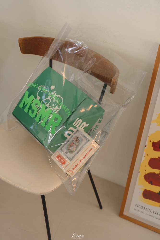 韓國首爾購物|MSMR-漢南洞精品店服務等級的潮牌襪店,還有新鮮草莓可以吃 - 第18張圖