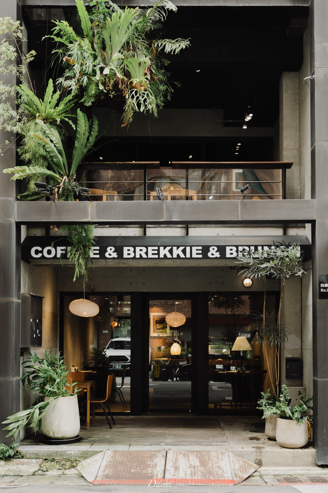 台北大安|Brekkie Cafe-獨棟三層樓早午餐咖啡店,大安區獨有的愜意悠閒感 - 第2張圖