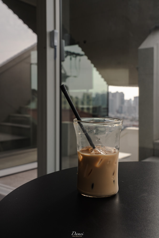 Comfort Cafe콤포트-眺望首爾市景與南山塔,讓人著迷不已的複合式咖啡展覽空間 - 第29張圖