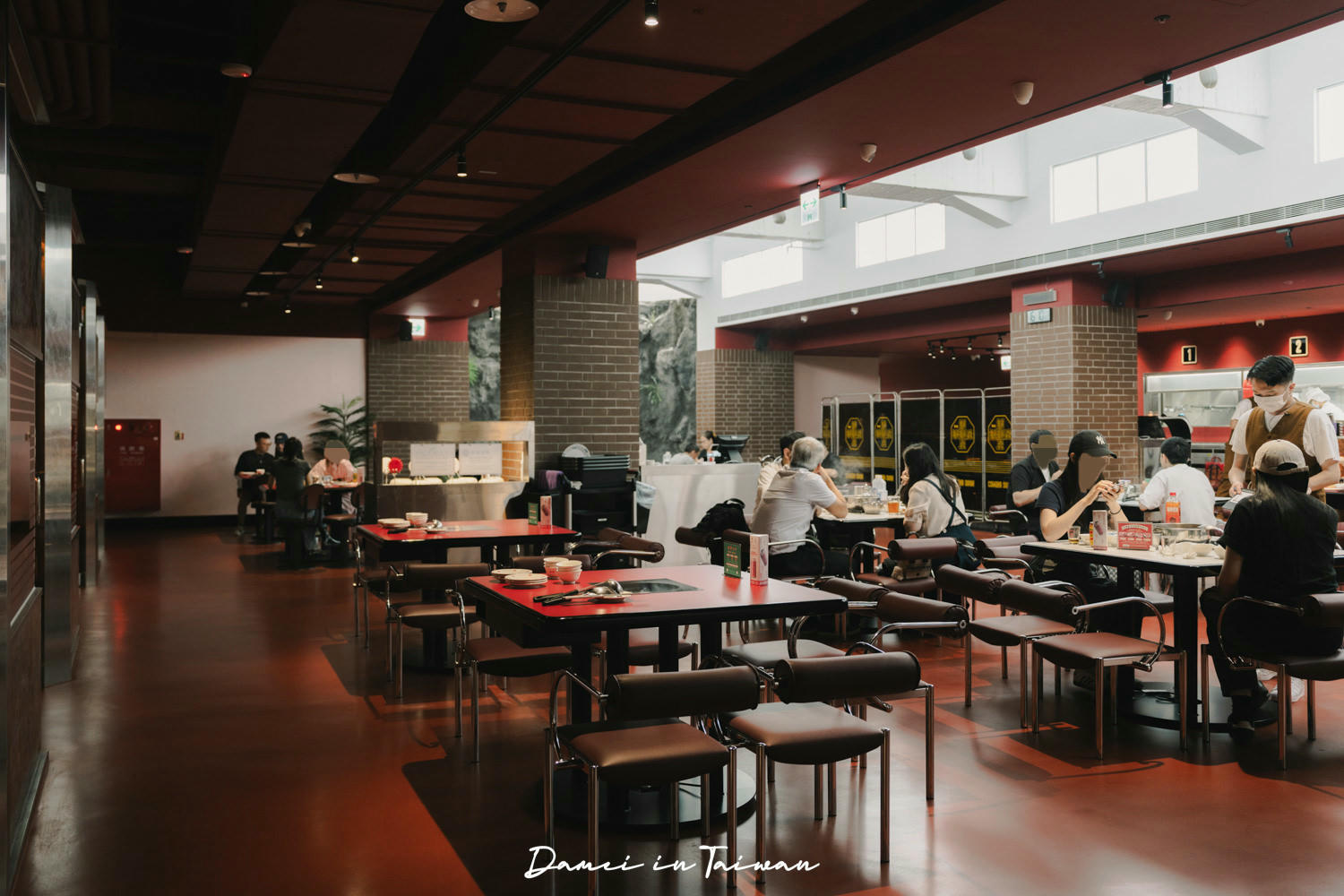 台北萬華|詹記麻辣火鍋 西門大世界-摩登懷舊西門火鍋店,搭乘時光機回到90年代西門町 - 第9張圖