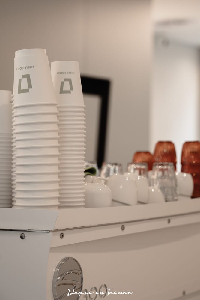 澳式精品咖啡「Leible Coffee」海外首家門市,擁有韓國咖啡廳質感,奶油拿鐵、貝果是招牌 - 第6張圖