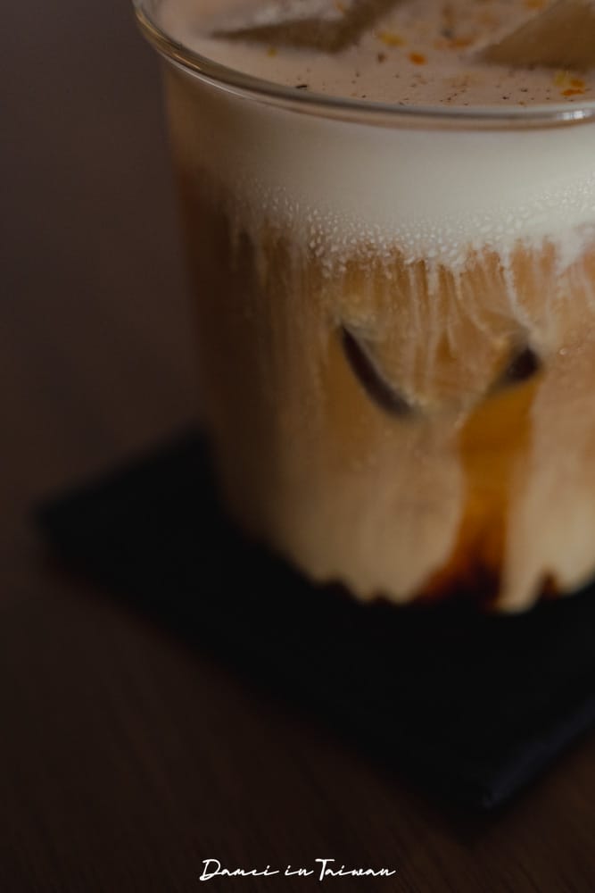 小尾巴 TinyTail Coffee Bar-奶霜冰滴和生起司是療癒組合,林森北尾端的深夜咖啡 - 第17張圖