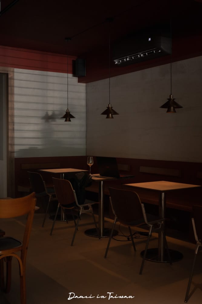 小尾巴 TinyTail Coffee Bar-奶霜冰滴和生起司是療癒組合,林森北尾端的深夜咖啡 - 第11張圖