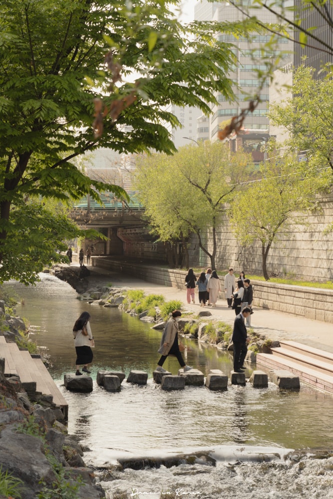 清溪川청계천,連接首爾發展歷史的存在,超療癒的河川廊道 - 第6張圖