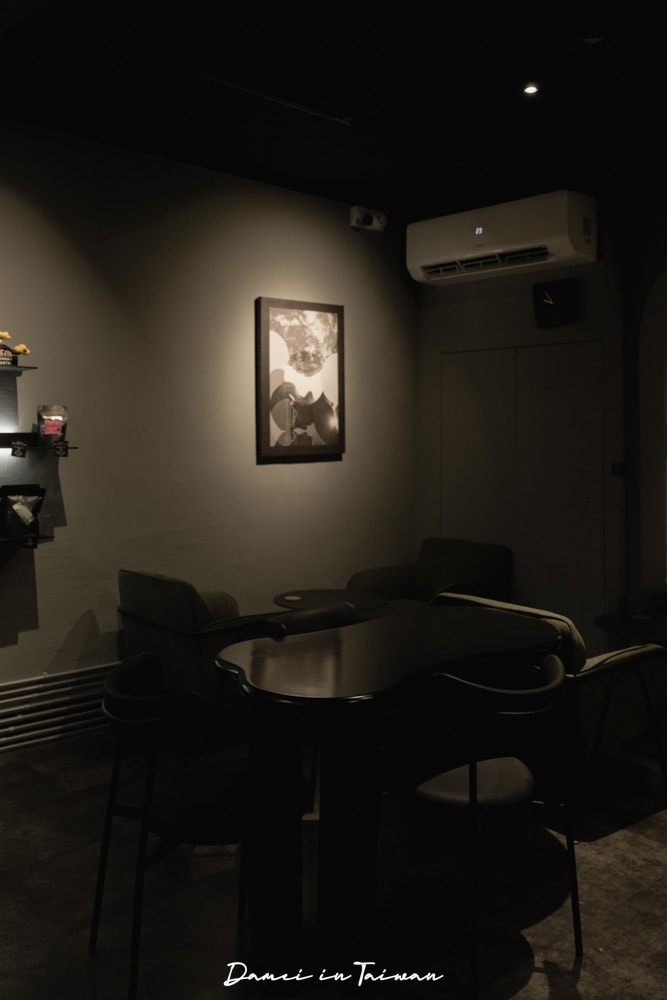台北大同|山海 What’s Life Coffee Roasters-圓山站巷弄裡的隱藏版法式甜點咖啡店,營業至晚上十點 - 第12張圖