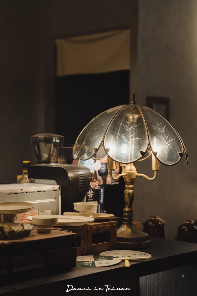 台中深夜咖啡廳|菸灰 Coffee Project-原子街裡的深夜咖啡廳,多種特色咖啡特調要試試看 - 第7張圖