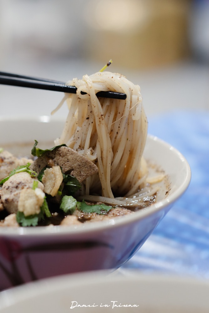 新莊美食|那空沙旺船麵-超可愛袋裝泰奶,道地的泰國船麵 - 第15張圖