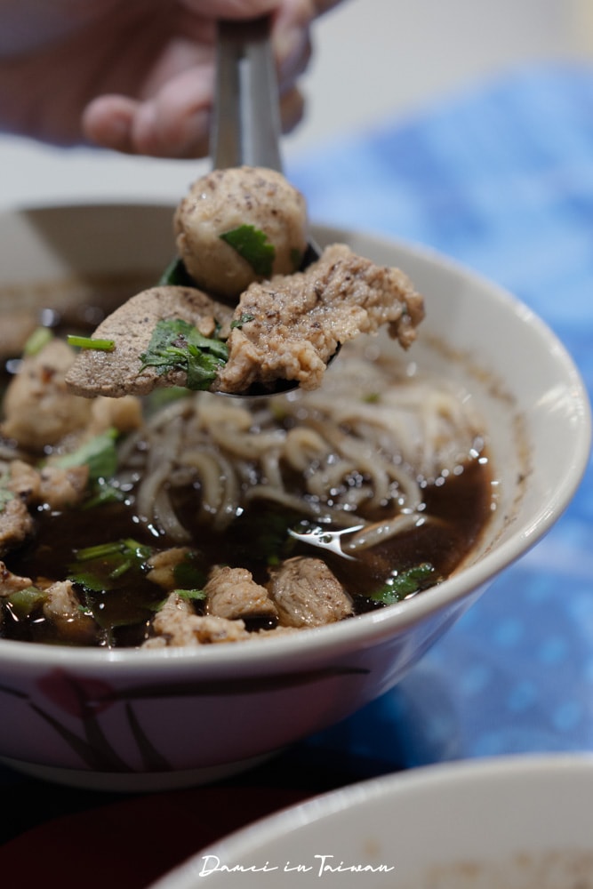 新莊美食|那空沙旺船麵-超可愛袋裝泰奶,道地的泰國船麵 - 第13張圖