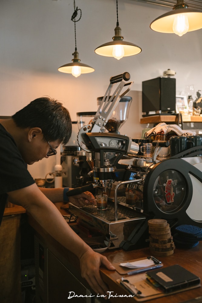 台中黎明新村咖啡推薦「Fooki Coffee Roasters」-老宅控必訪!手沖咖啡是招牌 - 第10張圖