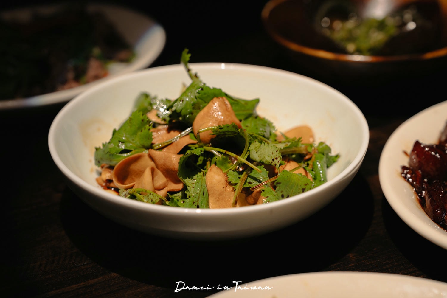 人間半醒|行天宮站中式餐酒館,好拍照又有多種特色料理可品嚐 - 第28張圖