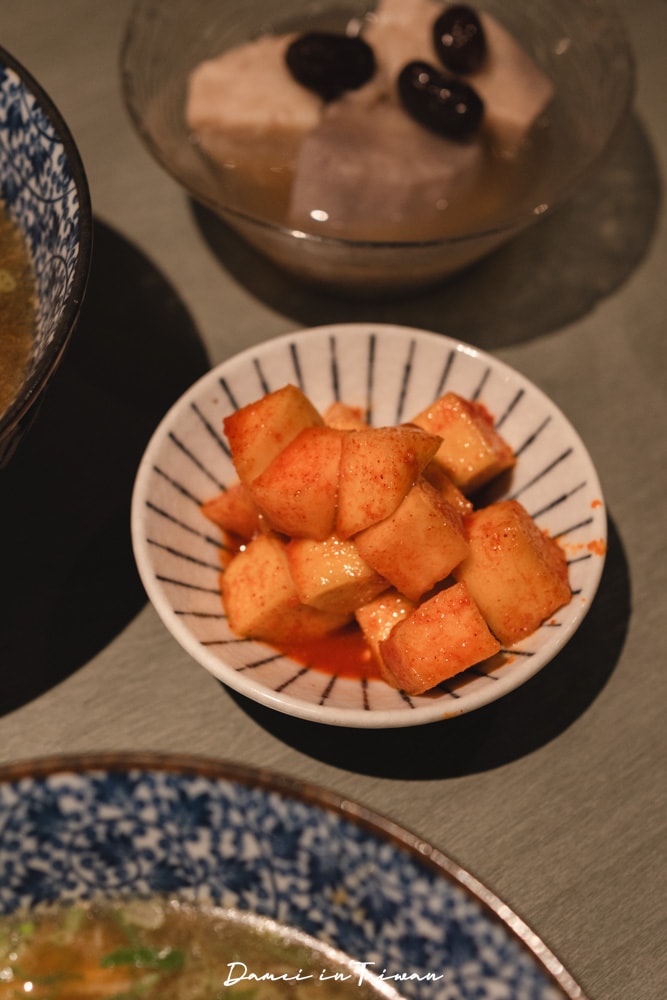 【2025台中米其林必比登】繡球麵店-1週只開3天,多款小菜配麵任你搭 - 第18張圖