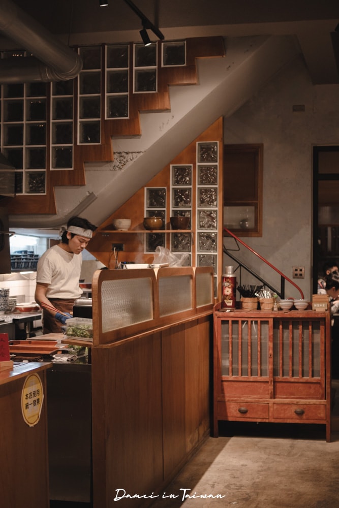 【2025台中米其林必比登】繡球麵店-1週只開3天,多款小菜配麵任你搭 - 第7張圖