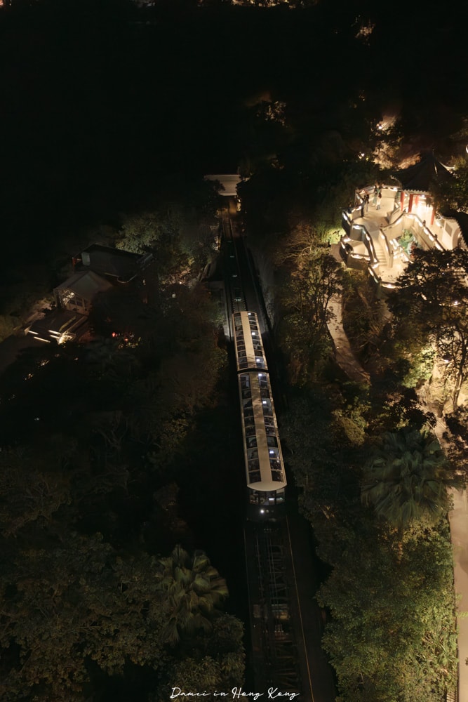 香港山頂纜車-世界三大夜景,擁有百年歷史的現代化纜車,復古又好拍 - 第12張圖