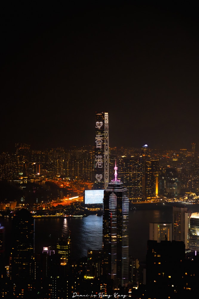 香港山頂纜車-世界三大夜景,擁有百年歷史的現代化纜車,復古又好拍 - 第27張圖