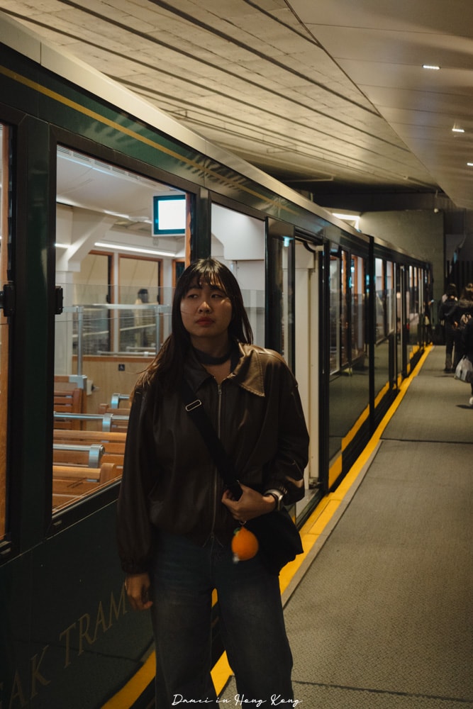 香港山頂纜車-世界三大夜景,擁有百年歷史的現代化纜車,復古又好拍 - 第9張圖
