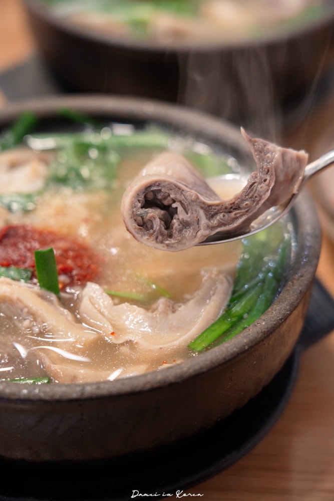 釜山富平罐頭市場「密陽家」40年老字號豬肉內臟湯飯,份量驚人! - 第17張圖