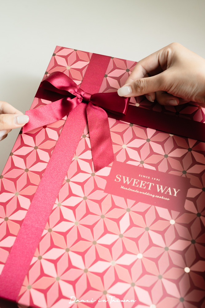 2025喜餅推薦「世唯囍餅 SWEET WAY」大份量豐富喜餅選擇、典雅精緻的禮盒 - 第7張圖