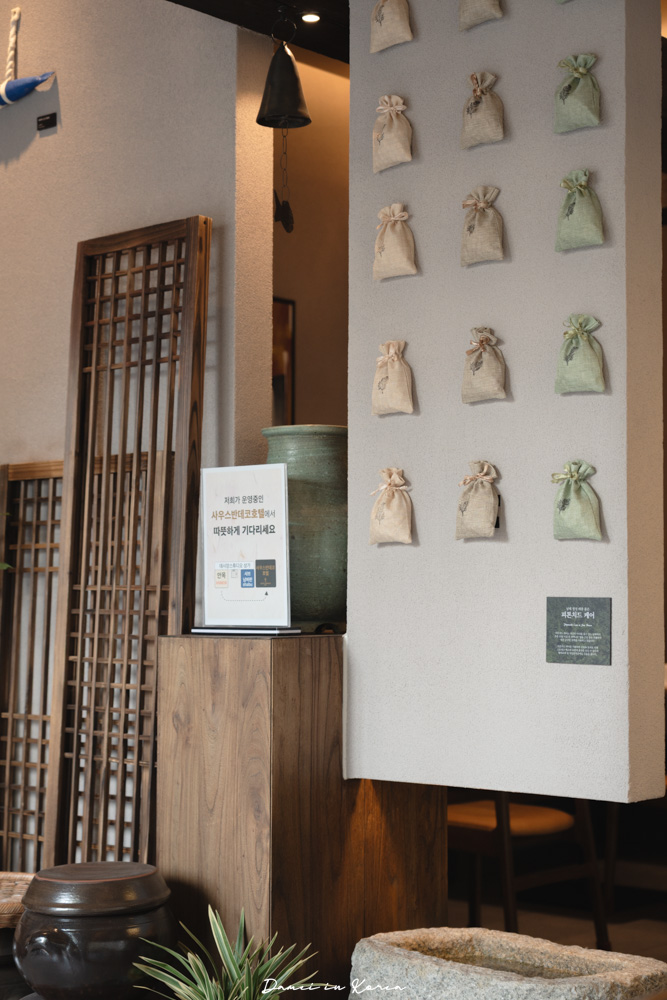 2025釜山米其林推薦「安木西面店」純豬骨熬煮,讓我喝到見底的濃郁湯頭! - 第5張圖