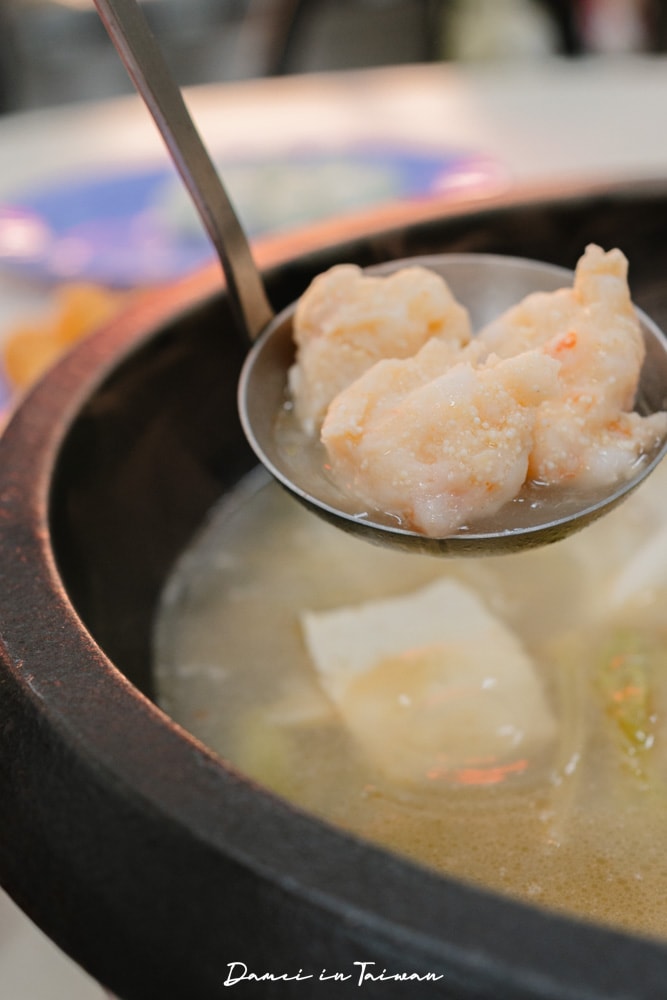 台中南屯美食|發爐石頭火鍋館,經典爆香石頭鍋+超多菜盤選擇 - 第33張圖