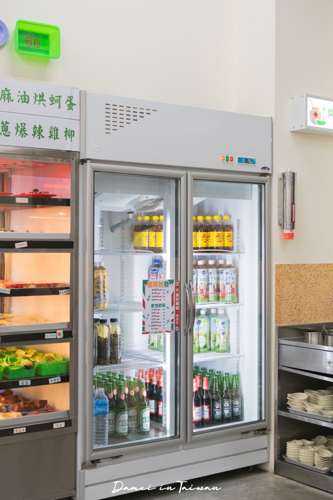 台中南屯美食|發爐石頭火鍋館,經典爆香石頭鍋+超多菜盤選擇 - 第15張圖