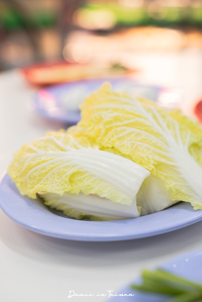 台中南屯美食|發爐石頭火鍋館,經典爆香石頭鍋+超多菜盤選擇 - 第30張圖