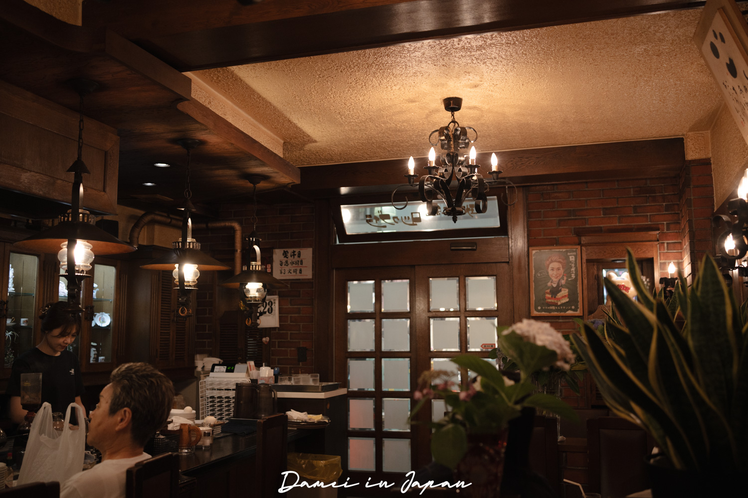 大阪鶴橋咖啡廳!「Rock Villa珈琲館」老派喫茶店,招牌是泡菜蛋沙拉三明治 - 第6張圖