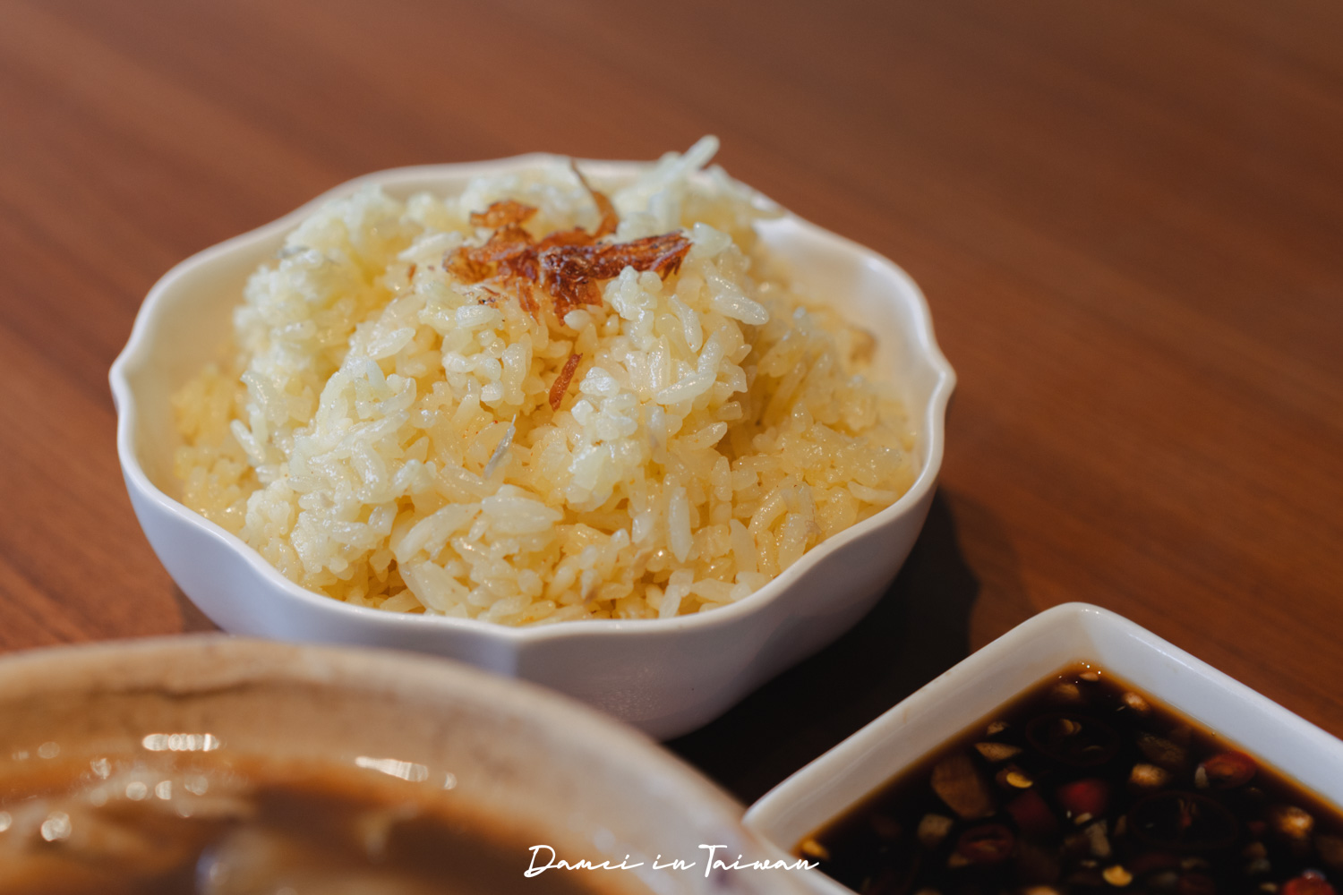 台中南屯美食!「香蕉葉 台中文心店」熱門馬來料理餐廳,推薦假日限定斑蘭咖椰葡式蛋塔 - 第11張圖