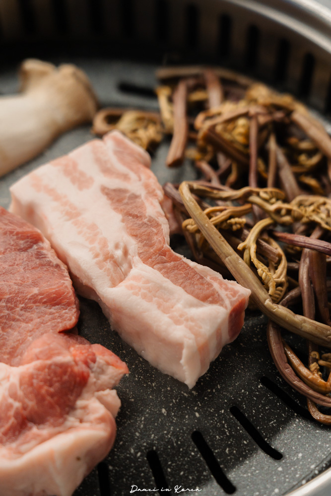 海雲台烤肉推薦!「高飯食堂고반식당」超多隱藏版烤肉吃法,氣氛舒服又美味 - 第12張圖