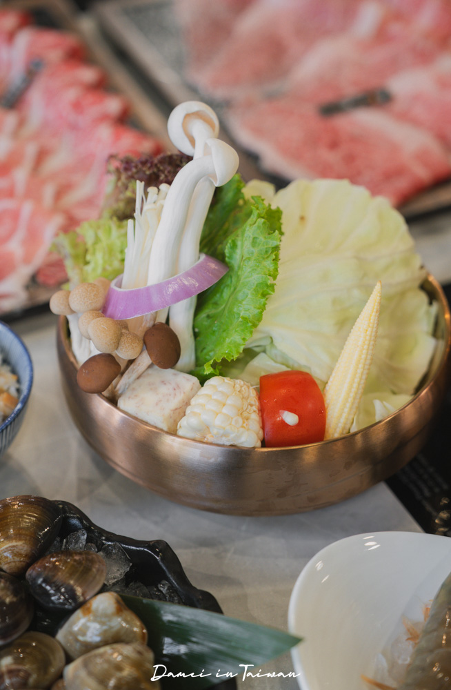 台北東區宵夜推薦「新肉多多台北忠孝店」新肉多多高質感體驗,鍋物界的卡地亞之美名 - 第30張圖