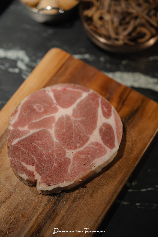 台中韓式料理推薦!BAY Korean BBQ Club-韓國主廚領導,精緻且豐富多樣的創意韓式燒肉餐廳 - 第38張圖