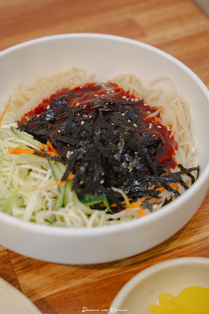 大邱美食推薦!美城堂薄餃子,在地60年的傳統滋味,必點獨特Q麵 - 第10張圖