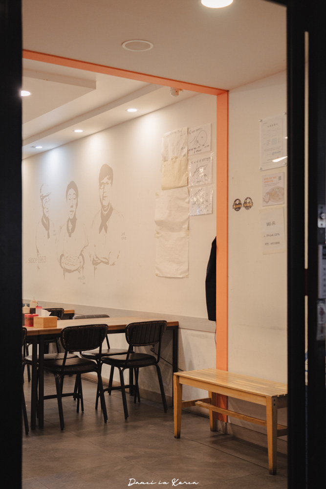 大邱美食推薦!美城堂薄餃子,在地60年的傳統滋味,必點獨特Q麵 - 第3張圖