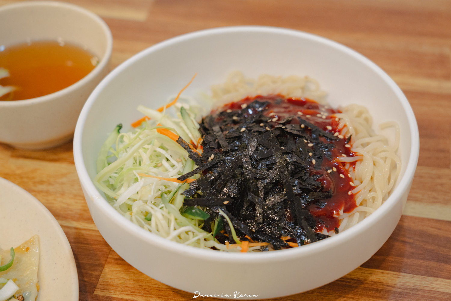 大邱美食推薦!美城堂薄餃子,在地60年的傳統滋味,必點獨特Q麵 - 第9張圖