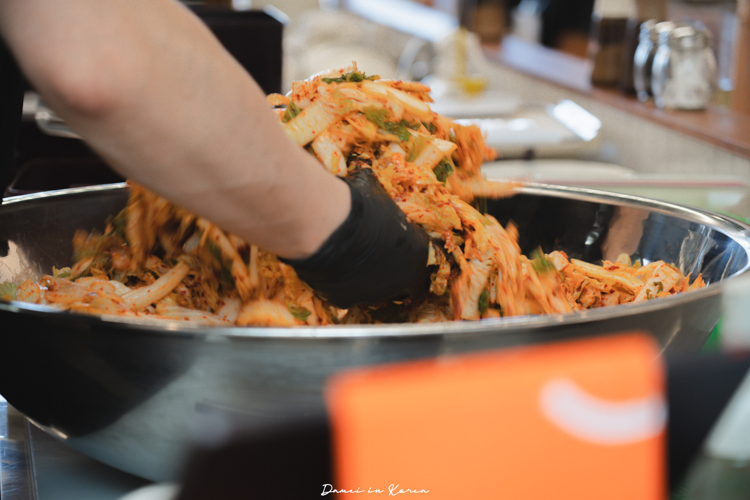 釜山必吃!나막집Namakzip-招牌蔥油豬肉湯麵,讓人愛不釋手的滋味 - 第5張圖