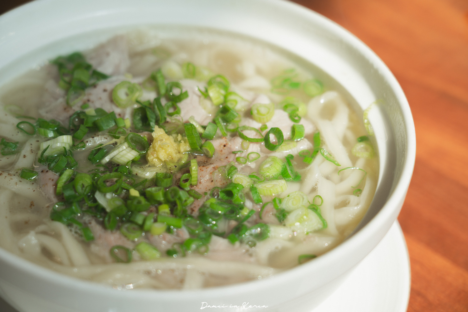釜山必吃!나막집Namakzip-招牌蔥油豬肉湯麵,讓人愛不釋手的滋味 - 第9張圖