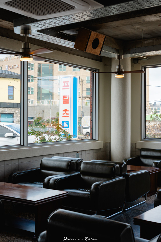 濟州島咖啡廳推薦!Fritz Coffee Conpany 城山店-城山日出峰附近必訪海景咖啡店,來自首爾人氣咖啡品牌 - 第17張圖 濟州島咖啡廳推薦!Fritz Coffee Conpany 城山店-城山日出峰附近必訪海景咖啡店,來自首爾人氣咖啡品牌