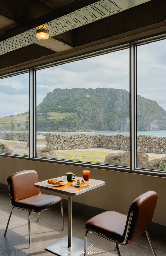 濟州島咖啡廳推薦!Fritz Coffee Conpany 城山店-城山日出峰附近必訪海景咖啡店,來自首爾人氣咖啡品牌 - 第28張圖 濟州島咖啡廳推薦!Fritz Coffee Conpany 城山店-城山日出峰附近必訪海景咖啡店,來自首爾人氣咖啡品牌