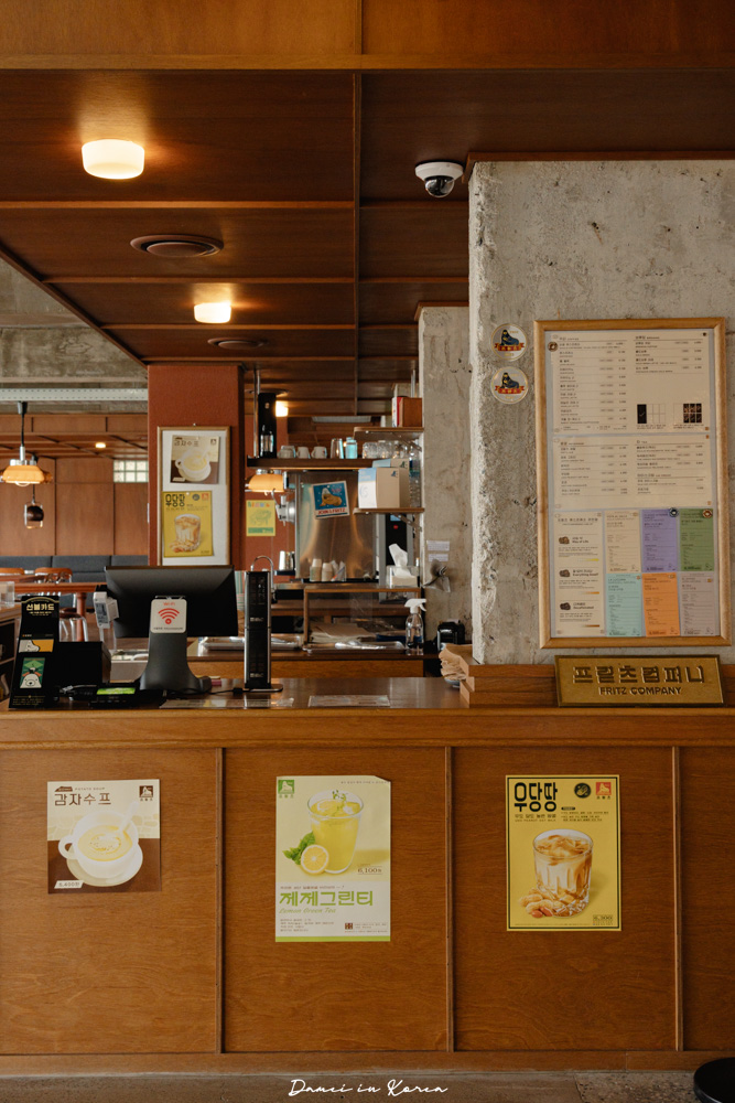 濟州島咖啡廳推薦!Fritz Coffee Conpany 城山店-城山日出峰附近必訪海景咖啡店,來自首爾人氣咖啡品牌 - 第23張圖 濟州島咖啡廳推薦!Fritz Coffee Conpany 城山店-城山日出峰附近必訪海景咖啡店,來自首爾人氣咖啡品牌