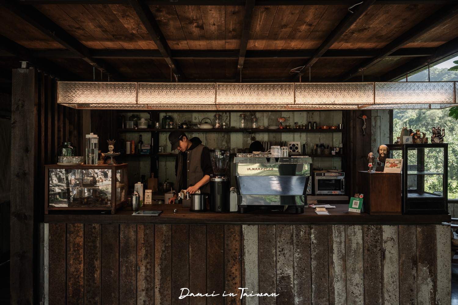 新竹關西咖啡廳推薦！Fudu cafe’福杜咖啡-藏在橘子園裡的質感咖啡廳，招牌是冰橙美式