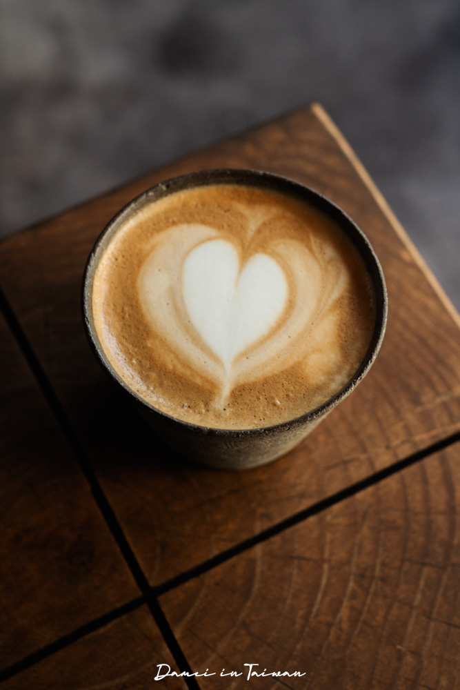 新竹關西咖啡廳推薦！Fudu cafe’福杜咖啡-藏在橘子園裡的質感咖啡廳，招牌是冰橙美式