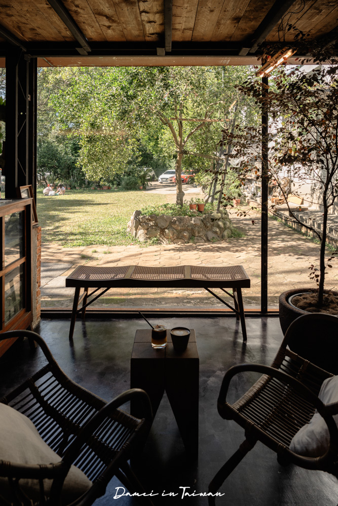 新竹關西咖啡廳推薦！Fudu cafe’福杜咖啡-藏在橘子園裡的質感咖啡廳，招牌是冰橙美式