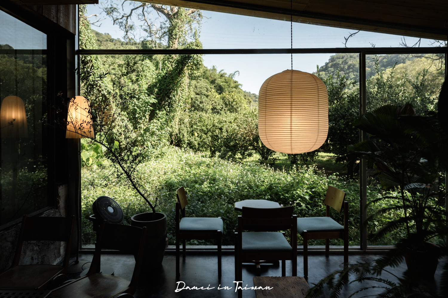 新竹關西咖啡廳推薦！Fudu cafe’福杜咖啡-藏在橘子園裡的質感咖啡廳，招牌是冰橙美式