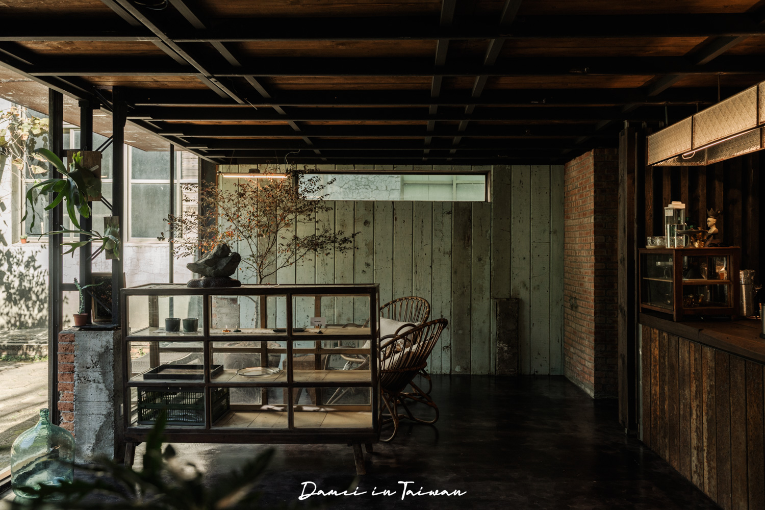 新竹關西咖啡廳推薦！Fudu cafe’福杜咖啡-藏在橘子園裡的質感咖啡廳，招牌是冰橙美式