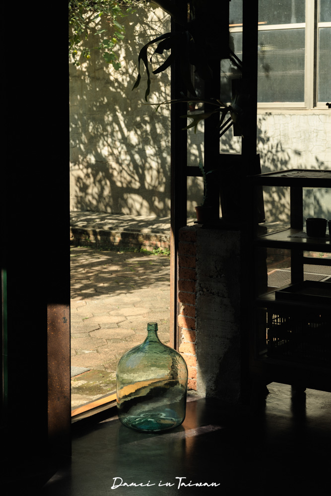 新竹關西咖啡廳推薦！Fudu cafe’福杜咖啡-藏在橘子園裡的質感咖啡廳，招牌是冰橙美式