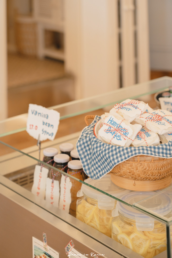 首爾聖水早午餐推薦｜Rue de Rivoli 聖水-聖水人氣法式早午餐店，竟然有玫瑰辣炒年糕水管麵？