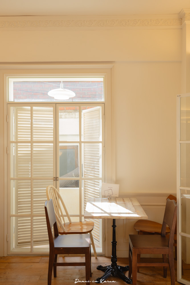 首爾聖水早午餐推薦｜Rue de Rivoli 聖水-聖水人氣法式早午餐店，竟然有玫瑰辣炒年糕水管麵？